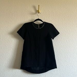 Madewell Leather Trim Tailored tee, size extra small.